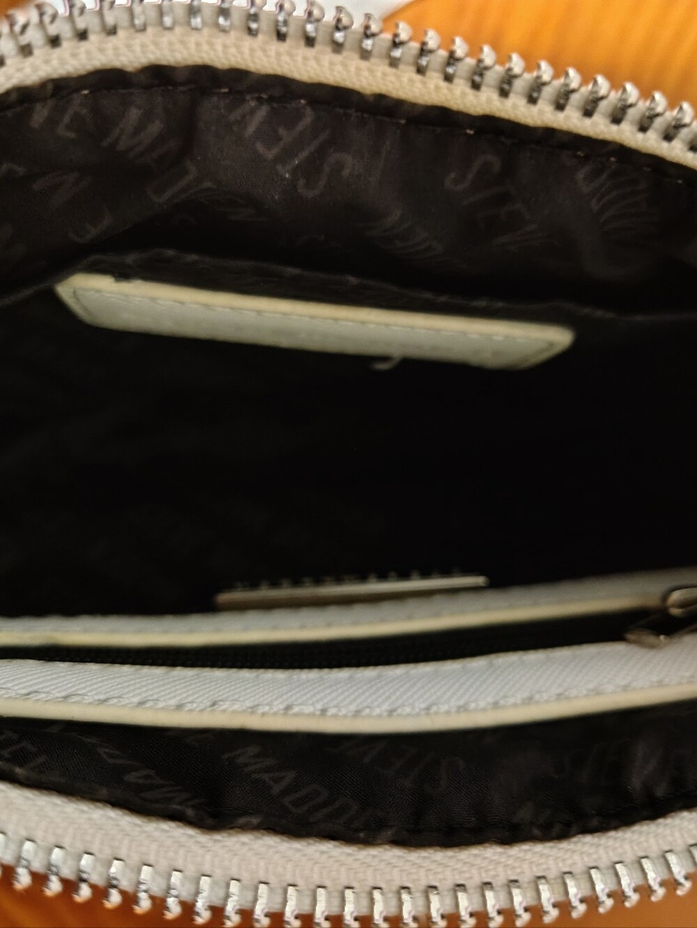 Steve Madden Btamela Quilted Crossbody Bag - Picture 8 of 9